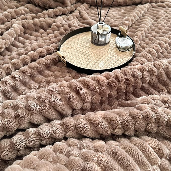 UKELER Sherpa Throw Blanket 60 × 80 inch, 470 GSM Striped Sherpa Fleece Blankets for All Season, Warm and Cozy Blanket for Couch Sofa Bed Office Camping, Coffee