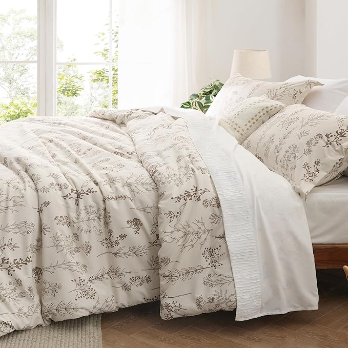 Bedsure King Comforter Set - Beige Bed Set, 3 Pieces Cute Floral Bedding, 1 Soft Botanical Flowers Comforter and 2 Pillow Shams