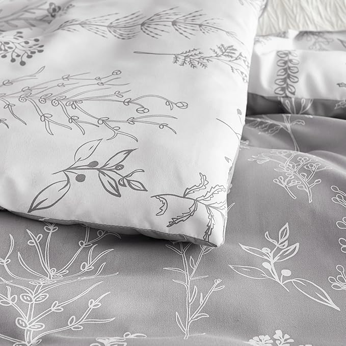 Bedsure Oversized Queen Comforter Set - Grey Bed Set, 3 Pieces Cute Floral Bedding, 1 Soft Reversible Botanical Flowers Comforter and 2 Pillow Shams