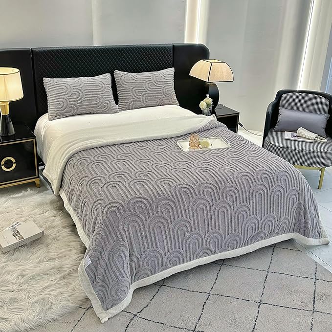 UKELER Throw Blanket 60 × 80 inch, Ultra Soft Twin Size Sherpa Fleece Blanket for All Season, Cozy Plush Arch Blankets for Bed Couch Sofa Office Camping, Grey