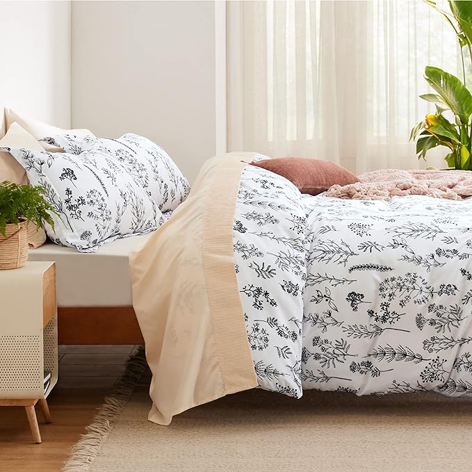 Bedsure Twin/Twin XL Comforter Set - Bright White Bed Set, 2 Pieces Cute Floral Bedding, 1 Soft Reversible Botanical Flowers Comforter and 1 Pillow Sham
