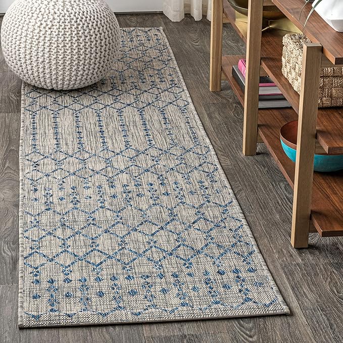 JONATHAN Y SMB108A-210 Ourika Moroccan Geometric Textured Weave Indoor Outdoor Runner Rug, Bohemian, Rustic, Scandinavian Easy Clean,Bedroom,Kitchen,Backyard,Patio, Non-Shed, Light Gray/Navy, 2 X 10