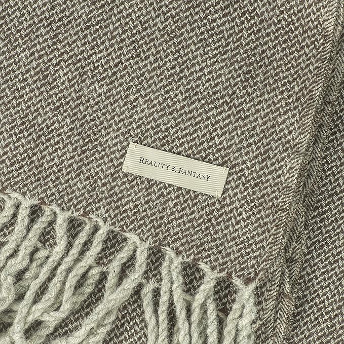 REALITY&FANTASY Wool Fringed Knee Throw Blanket for Couch Bed Outdoor Travel