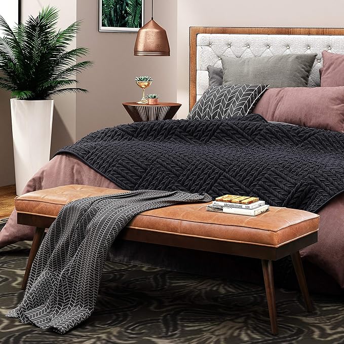 POLY & BARK 55" Tufted Leather Bed Bench for Bedroom End of Bed - Living Room Entry Way Bench - Pure Italian Leather Upholstery with a Solid Wood Frame - Ottoman Bench with Wooden Legs - Cognac Tan
