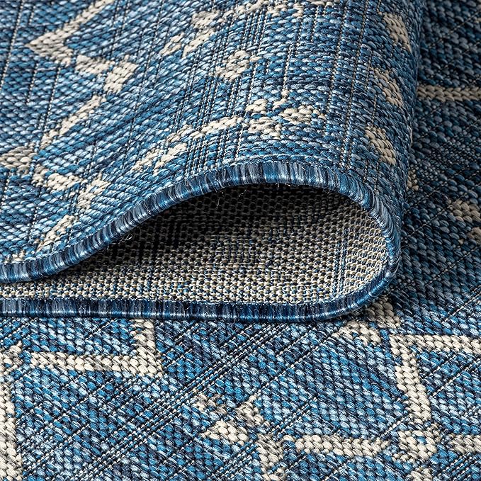 JONATHAN Y Moroccan Geometric Indoor Outdoor Area Rug 4X6 Navy/Light Gray, Ourika Textured Weave for Backyard, Patio, Porch, Easy-Cleaning, High Traffic, Pet-Friendly, Non-Shedding (SMB108B-4)