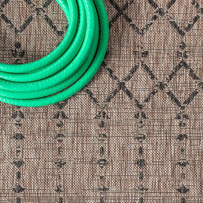 JONATHAN Y SMB108D-3SQ Ourika Moroccan Geometric Textured Weave Indoor/Outdoor Area Rug, Bohemian, Scandinavian for Bedroom, Kitchen, Living Room, Easy-Cleaning, Natural/Black, 3' Square