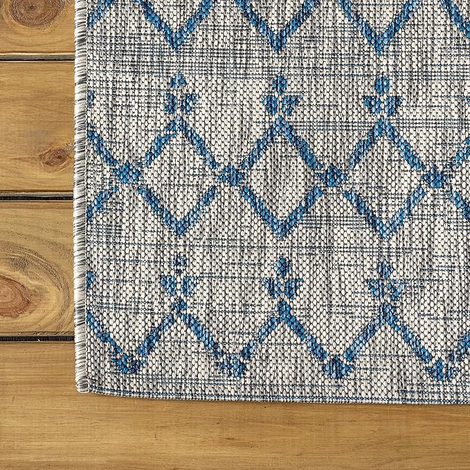 JONATHAN Y SMB108A-210 Ourika Moroccan Geometric Textured Weave Indoor Outdoor Runner Rug, Bohemian, Rustic, Scandinavian Easy Clean,Bedroom,Kitchen,Backyard,Patio, Non-Shed, Light Gray/Navy, 2 X 10