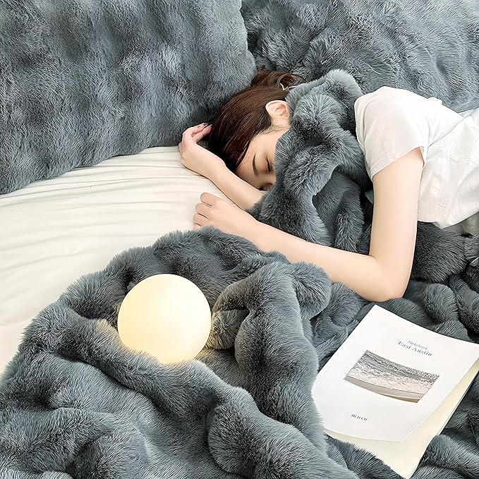 UKELER Soft Faux Fur Throw Blanket 50''x60'' Solid Reversible Shaggy Blanket Plush Thick Fluffy Blankets Throws for Bed, Couch, Sofa, Office, Camping Dark Grey