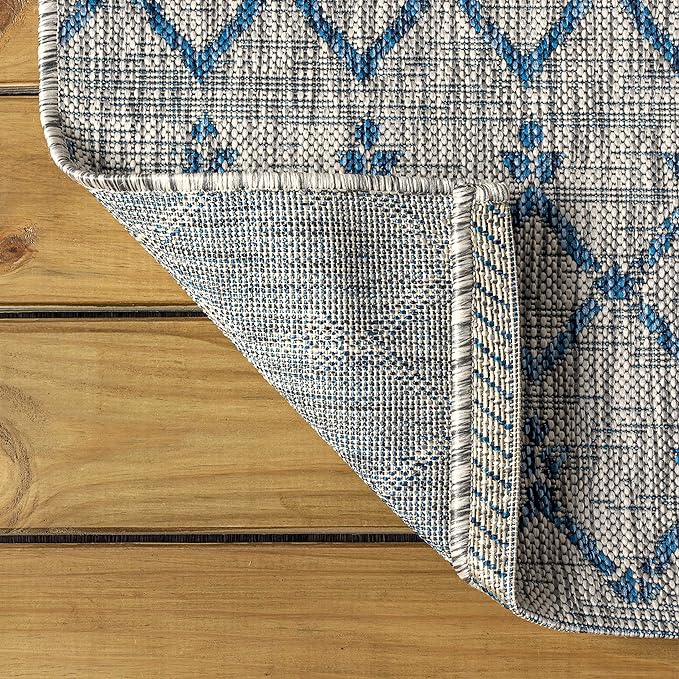 JONATHAN Y SMB108A-9SQ Ourika Moroccan Geometric Textured Weave Indoor/Outdoor Area Rug, Bohemian, Scandinavian for Bedroom, Kitchen, Living Room, Easy-Cleaning, Light Gray/Navy, 9' Square