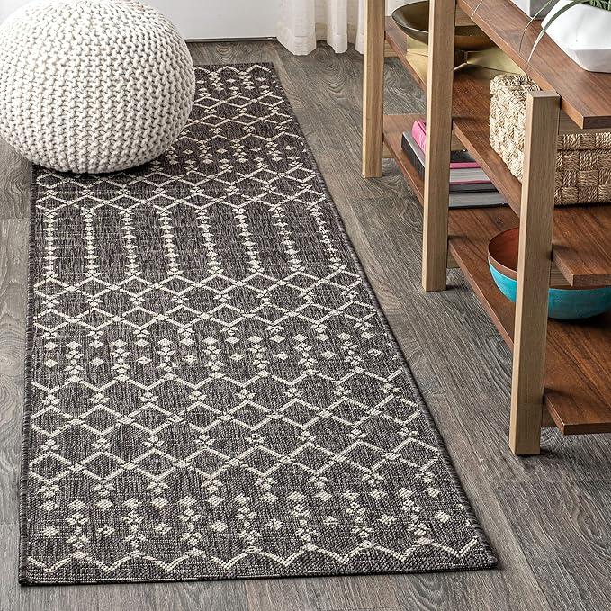 JONATHAN Y SMB108F-28 Ourika Moroccan Geometric Textured Weave Indoor Outdoor Runner Rug, Bohemian, Rustic, Scandinavian Easy Cleaning,Bedroom,Kitchen,Backyard,Patio,Non Shedding, Black/Gray, 2 X 8