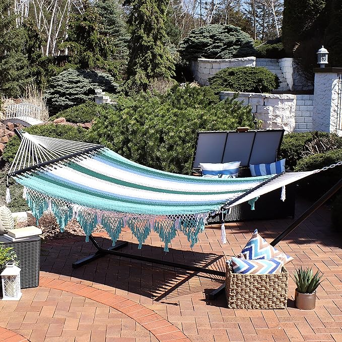 Sunnydaze Woven Double Hammock for Outside with Crocheted Edges and Spreader Bars - 600-Pound Weight Capacity Outdoor Hammock for Trees - Lagoon Stripes