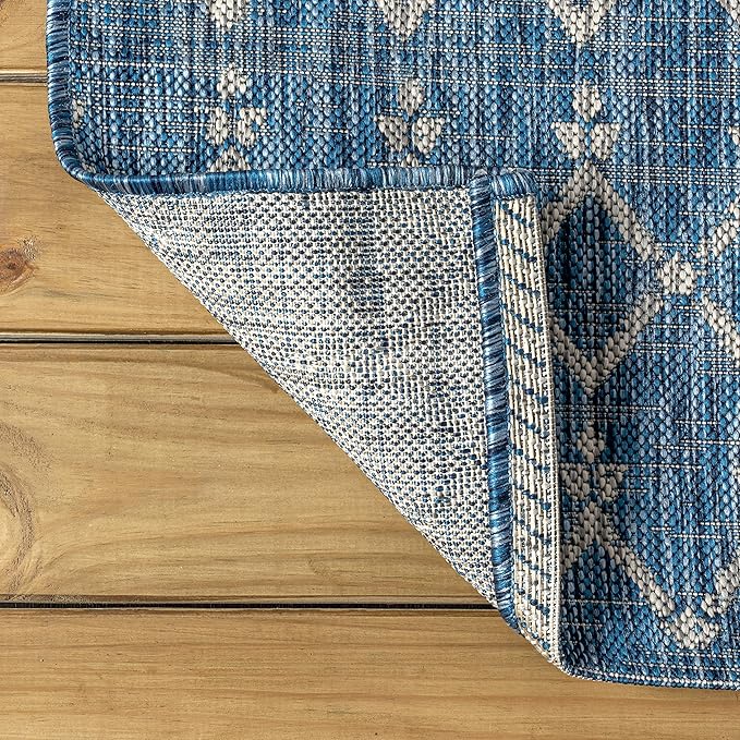 JONATHAN Y SMB108B-4SQ Ourika Moroccan Geometric Textured Weave Indoor/Outdoor Area Rug, Bohemian, Scandinavian for Bedroom, Kitchen, Living Room, Easy-Cleaning, Navy/Light Gray, 4' Square